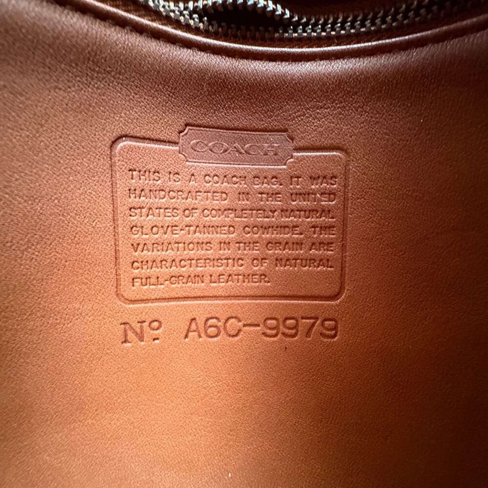 Vintage Coach Large Sidepack 9979 in British Tan Made in the United States - Picture 11 of 15